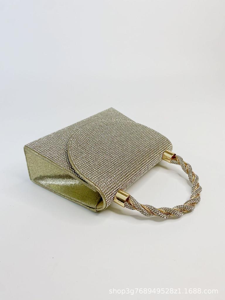 Bags Dinner Bags 2024 New Sequins Diamond Handbags Ladies Dress Wedding Bridesmaids Birthday Chain