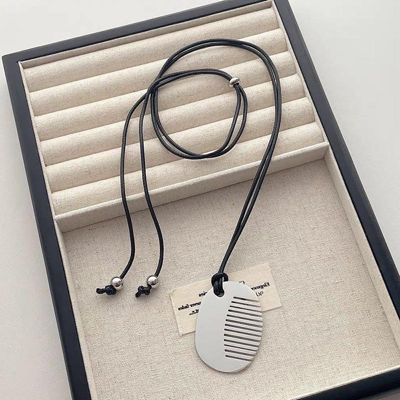 Trendy Comb Necklace Comb Pendant Necklace Long Sweater Necklace For Women Girls Versatile Comb Shape Pendant Necklace Gifts