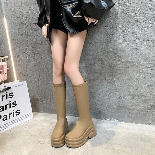 модные зимние женские ботфорты до колена — фото 8