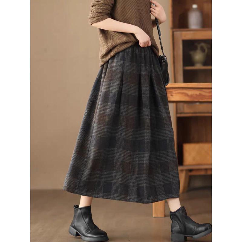 In-Stock Autumn 2025 Women's Warm A-line Woolen Plaid Mid-length Skirt