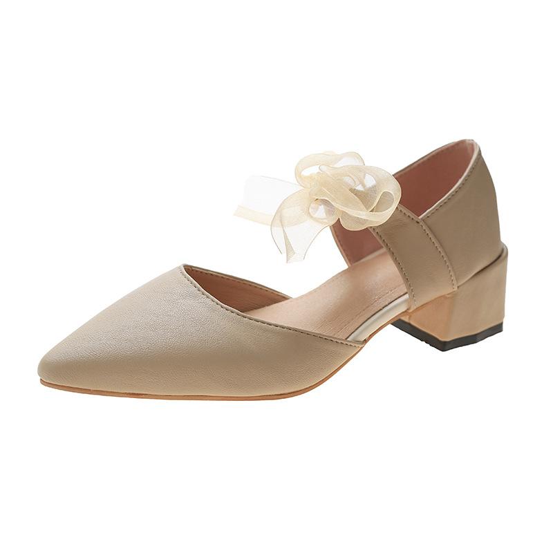 

2025 autumn new French hollow lace-up Mary Jane shoes women s low-heeled pointed small leather shoes retro temperament single shoes 39