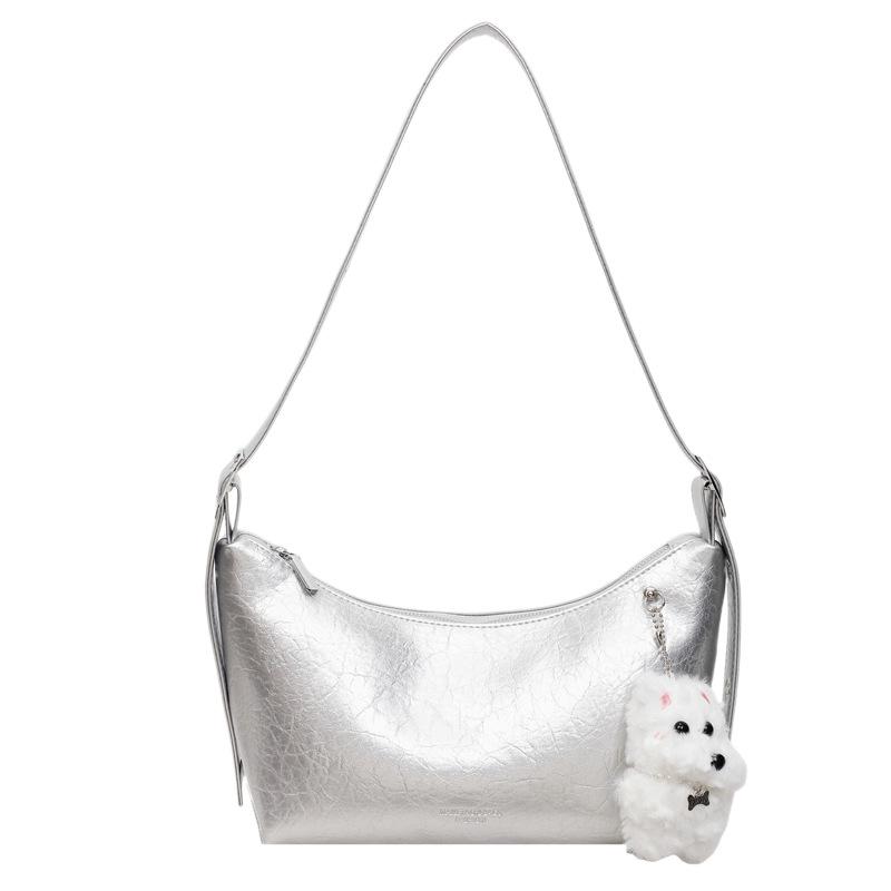 Trendy underarm bag, new fashion trend, large-capacity tote bag, commute to work and leisure shoulder bag.