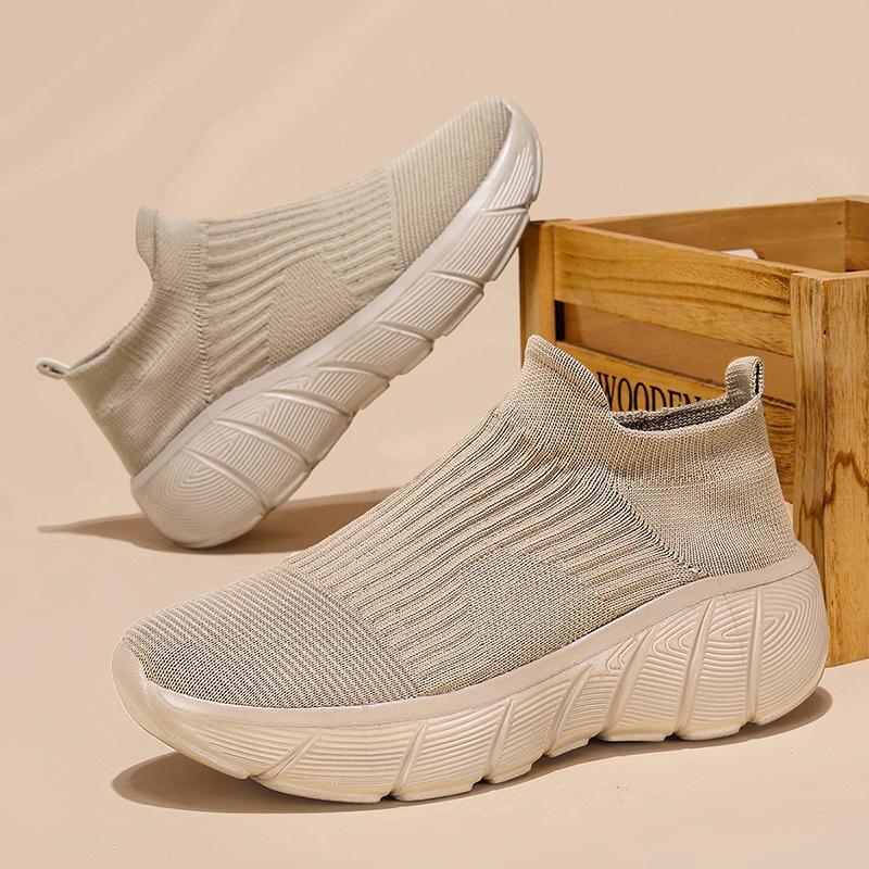 New socks shoes men's and women's casual couple shoes platform student fashion versatile fly-woven sports shoes men's