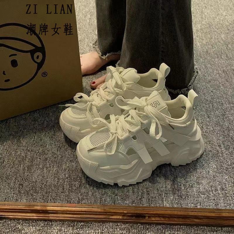 

Супер високі татові кросівки жіночі літні сандалі 2024 нові універсальні маленькі чоловічі на товстій підошві дихаючі універсальні повсякденні спортивні туфлі 40 світло-сірого кольору