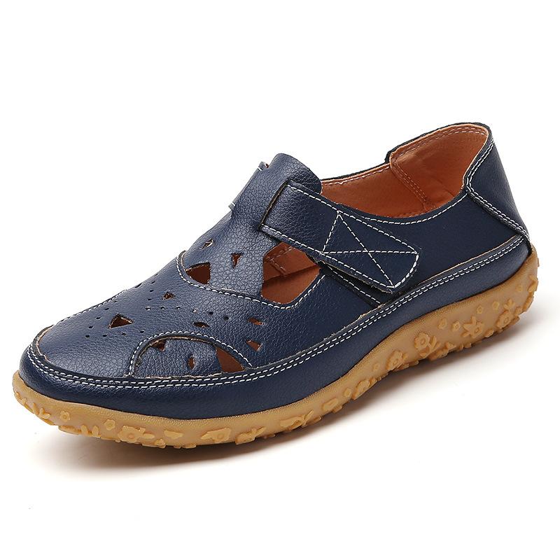 Spring and Summer Women's Beach Sandals Hollow Fashion Flat Sandals Versatile Large Size Sandals