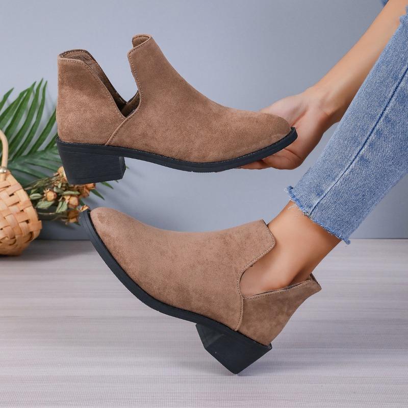

Large size suede short boots women s four-season solid color thick heel pointed retro versatile women s short boots 36