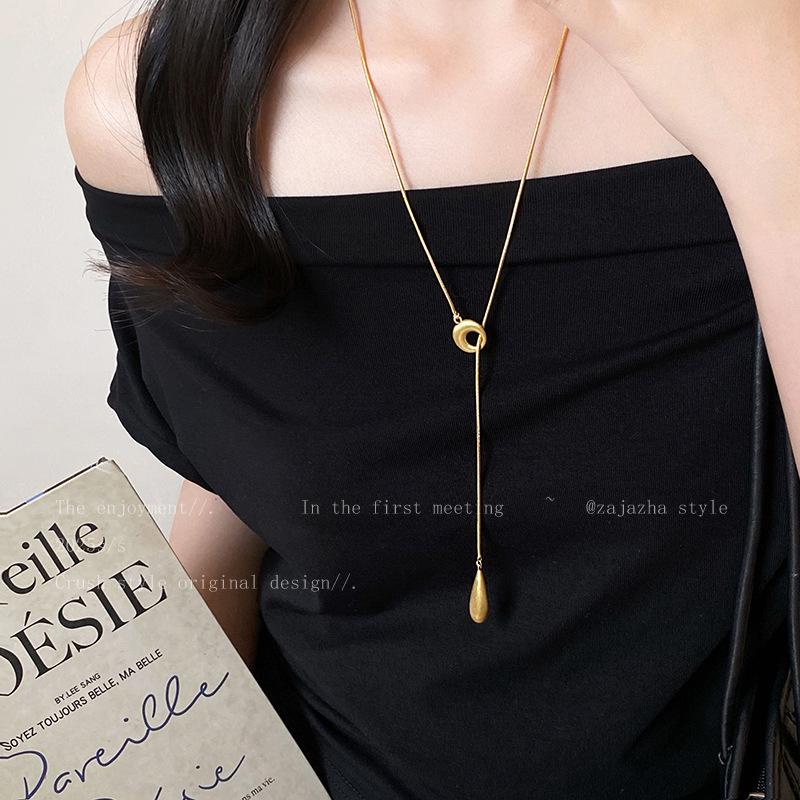 2025 Matte Silver Brushed Teardrop Necklace: Women's Long Retractable Fashion Accessory with Simple, Unique Design