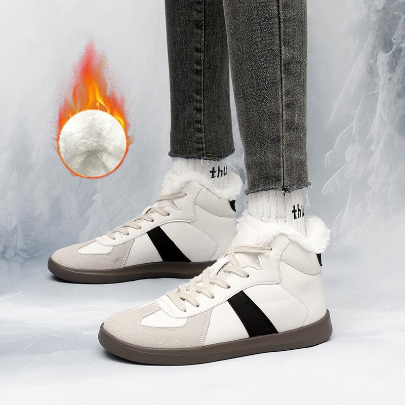 Женские высокие кроссовки — фото 17