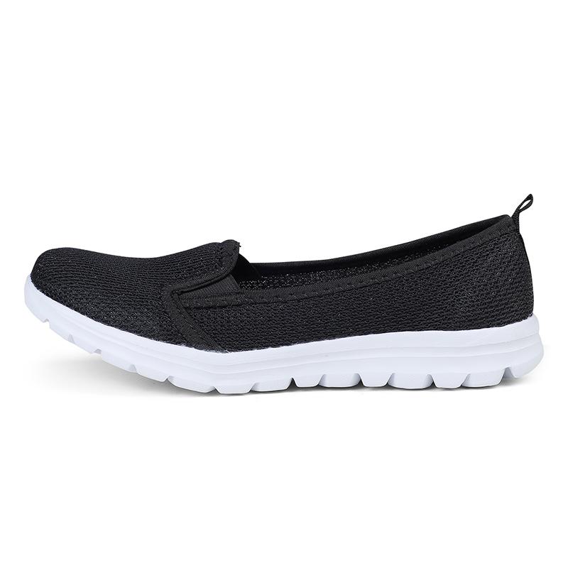 Женские ультралегкие одношаговые туфли для мам большого размера с дышащей сеткой и неглубоким носком 35 чёрный 1799₽