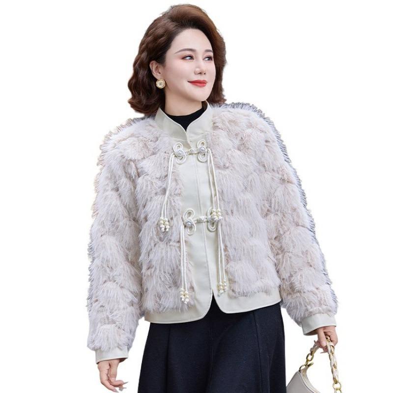 Middle-aged and elderly mothers wear winter fashion short cotton-padded jackets the elderly piled and thickened winter cotton-padded jackets