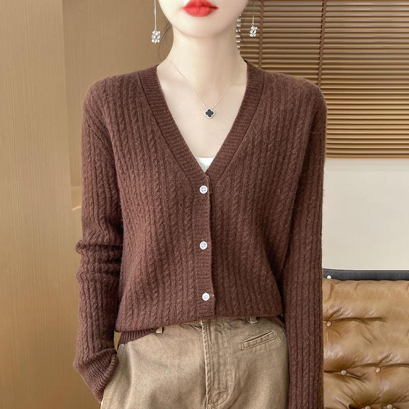 Niche V-neck twist knitted cardigan women's short jacket long-sleeved sweater loose and thin top