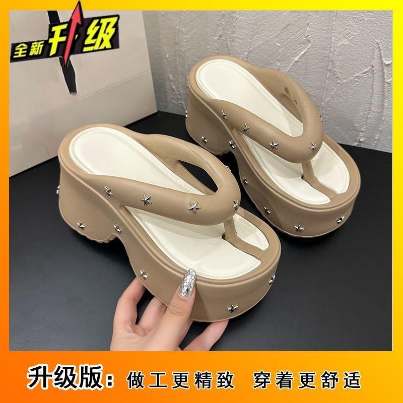 Thick-soled Flip-flops Women's Fashion Versatile Casual Pinch Feet Small Cool Slippers Women's 2025 New Summer Wear