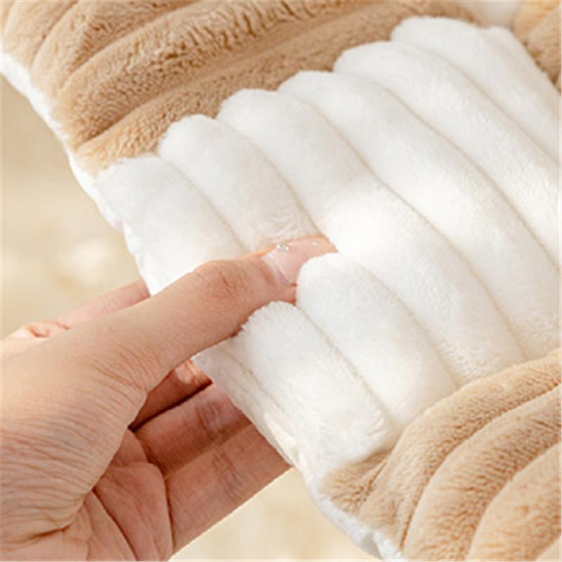 Chessboard Grid Plush Thick Sofa Cushion Anti Slip Floating Window Mat for Bedroom Living Room Household Warm Dustproof Blanket