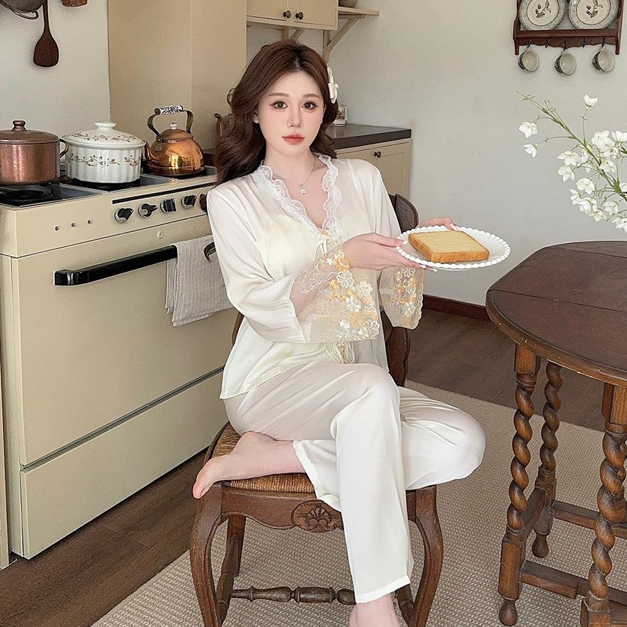 Women's loungewear three-piece suspender trousers robe, sweet and pure girls pajamas, embroidered lace