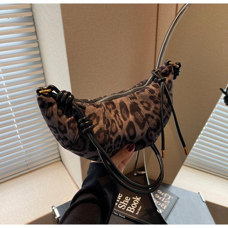 

Ретро матовая сумка женская новая осенне-зимняя модная сумка на плечо популярная сумка-мессенджер на плечо сумка-круассан