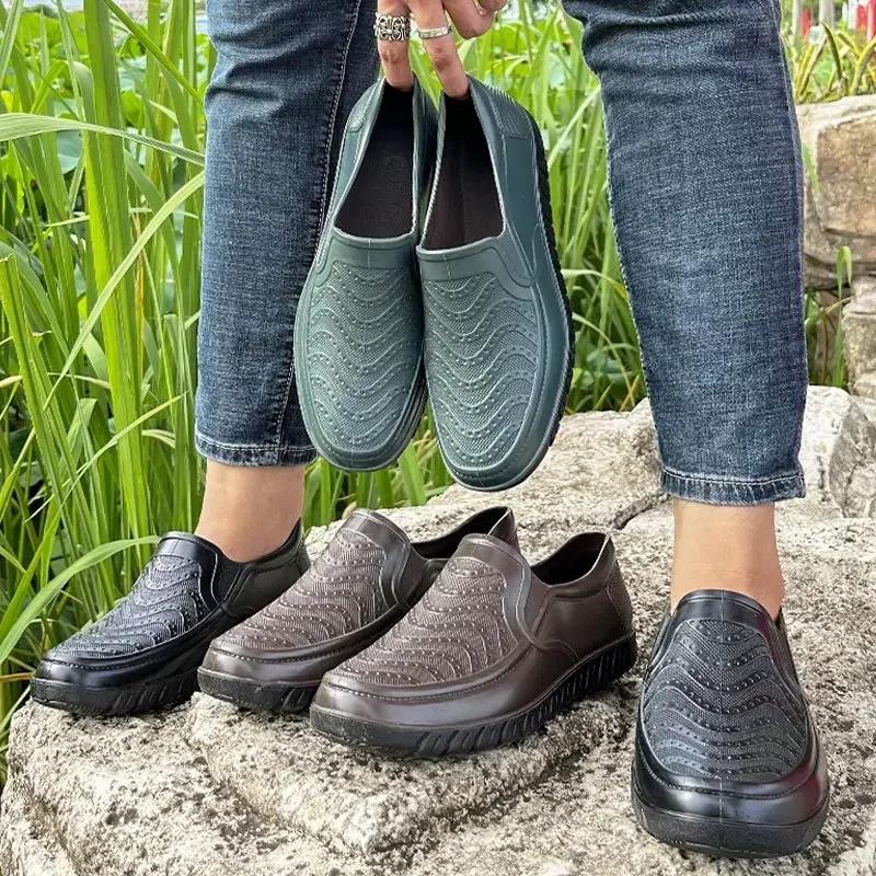 Fashion Black Cooking Ankle Short Rain Boots for Men Chef Kitchen Fashion Low Gum Without Lacing Waterproof and Non-slip Pvc Man Shoes