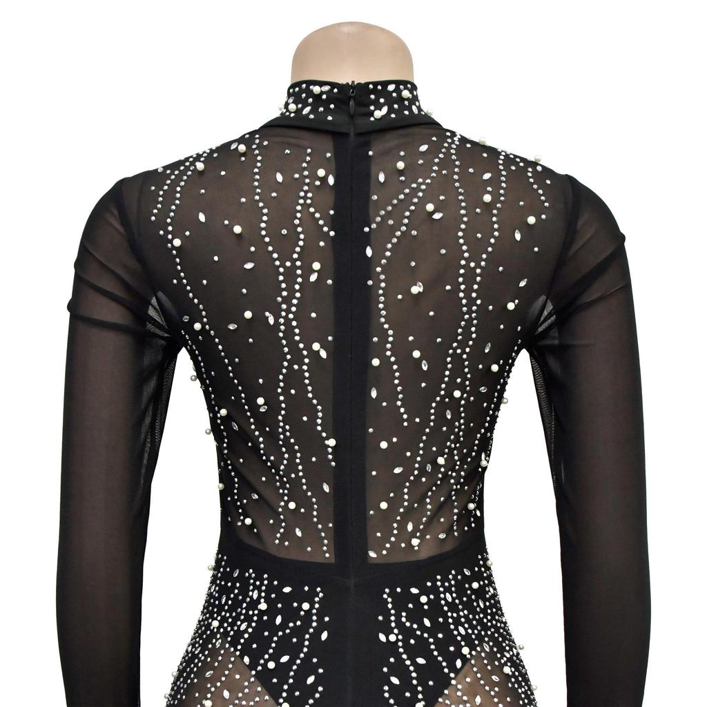 Combinaison en maille à manches longues pour femme avec design strassé