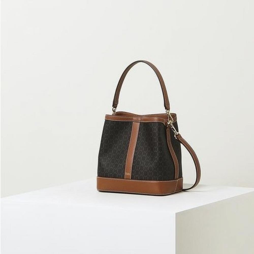 

Daks Brown Barnet Dd Pattern Leather Mix Small Shoulder Bag Single option
