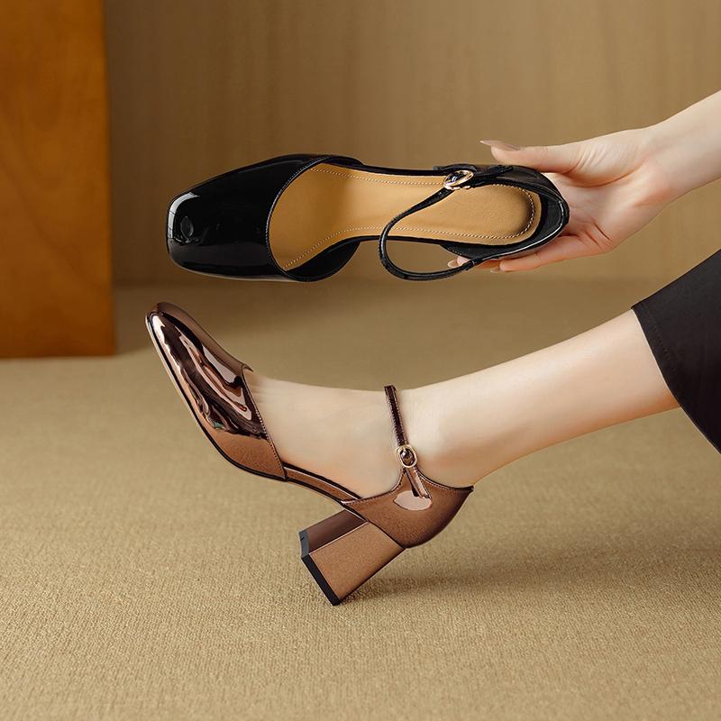 Fashion Women's new leather sheepskin spring and summer square toe elastic buckle middle heel toe sandals work shoes