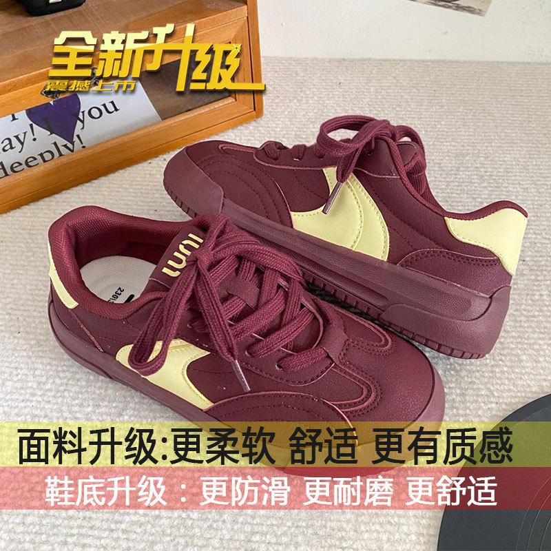 

Super fire versatile platform casual sports skateboard shoes 2025 new niche design bread shoes women ins tide 40