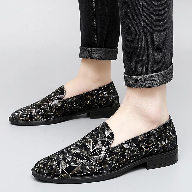 Shiny Loafers Men Fashion Mocassin Comfy Leather Flats Casual Shoes Slip-On Driving Walking Shoes Italian Style Male Boat Shoes