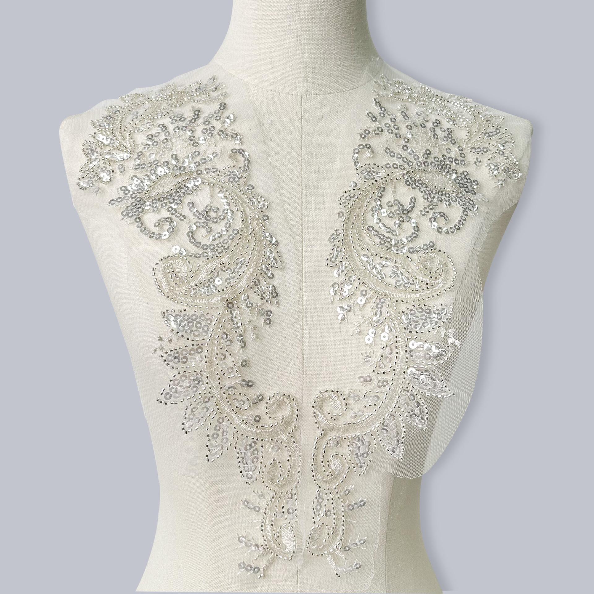 

Сетка Жемчуг Пайетки Вышивка Тканевая наклейка DIY Аксессуары Свадебное платье Юбка Декоративная тканевая наклейка Пара цветов H6020 white bottom