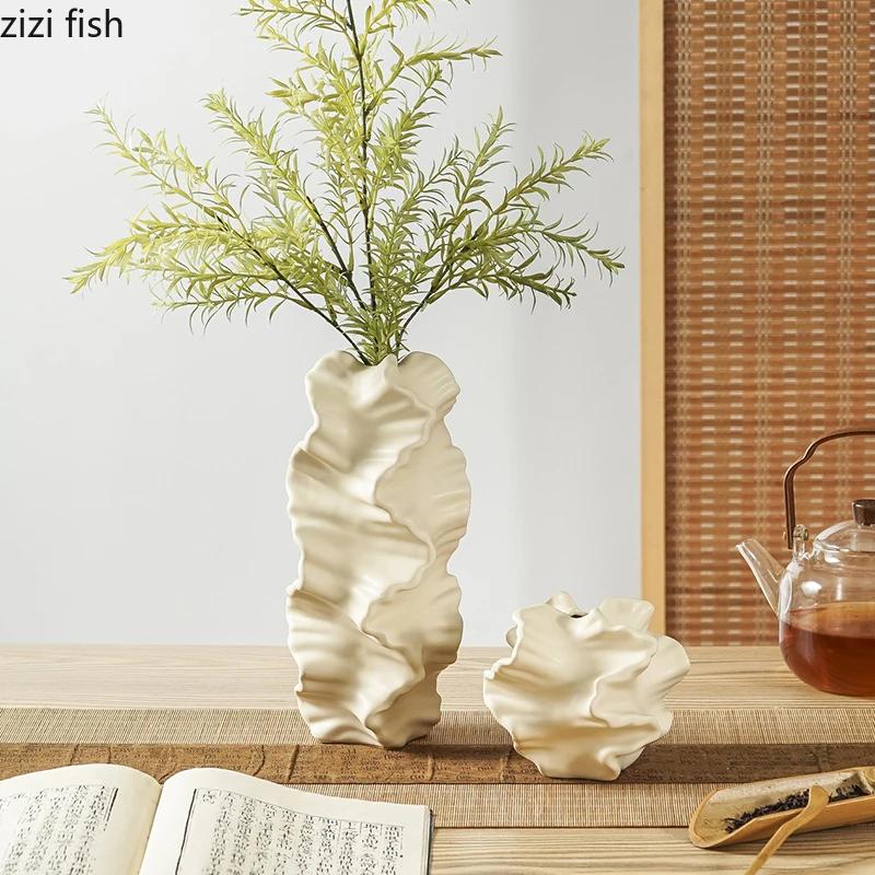 Matte Irregular Vase Ceramic Flower Arrangement Vase Artistic Flower Vessels Desktop Decorative Flower Ware Home Decoration