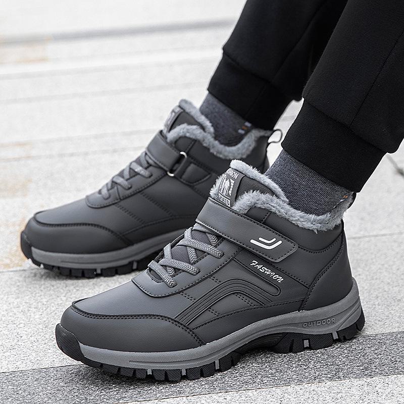 Autumn & Winter Large Size Non-Slip Walking Shoes for Middle-Aged & Elderly - Trendy, Warm, and Casual