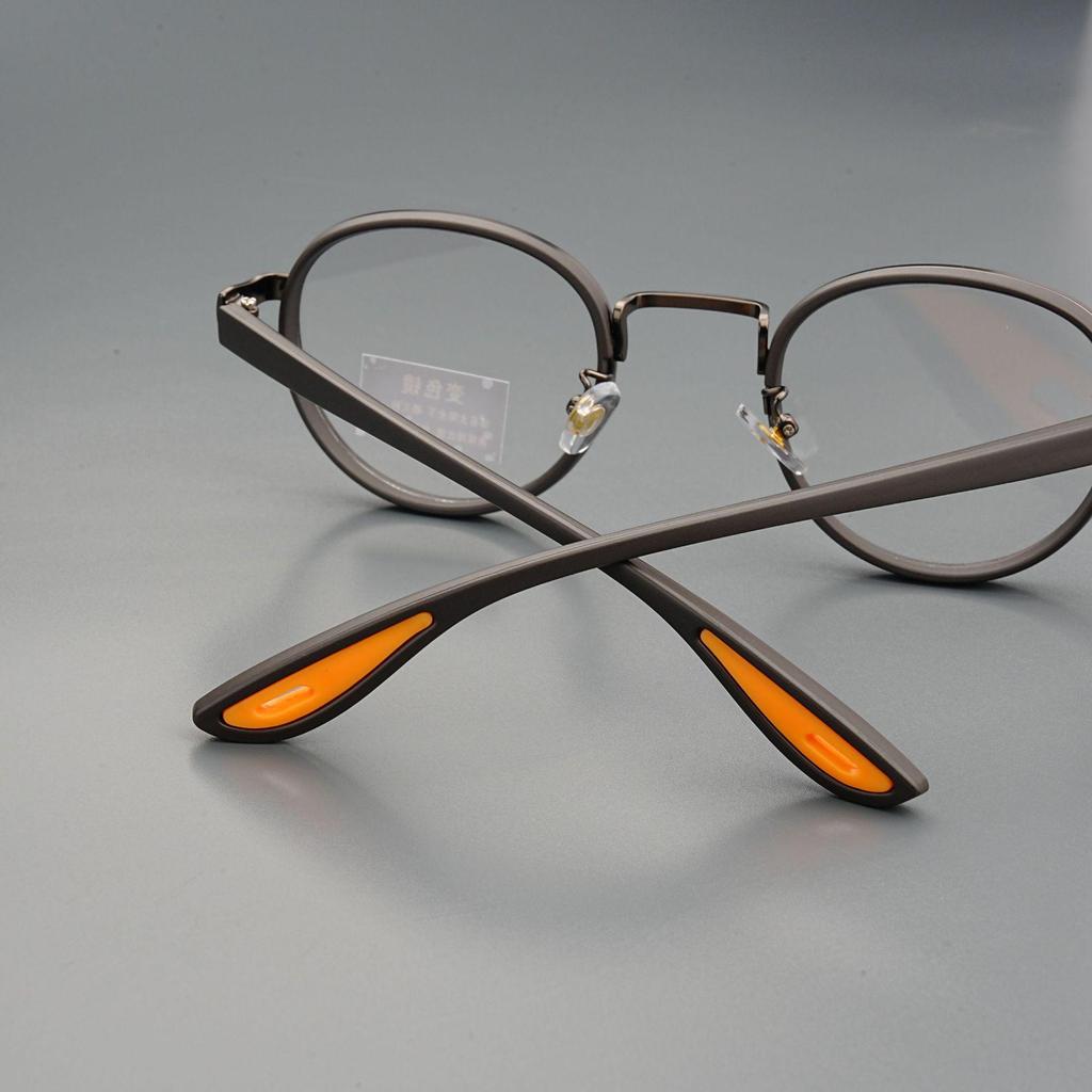 2025 TikTok Trending Color-Changing Glasses with High-Quality Tortoiseshell Frame and White-to-Gray Lenses