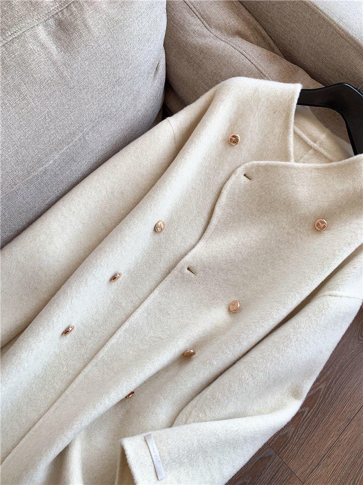 2026 Autumn/Winter Women's High-End Oatmeal Wool Coat - Korean Style, Loose Fit, Petite