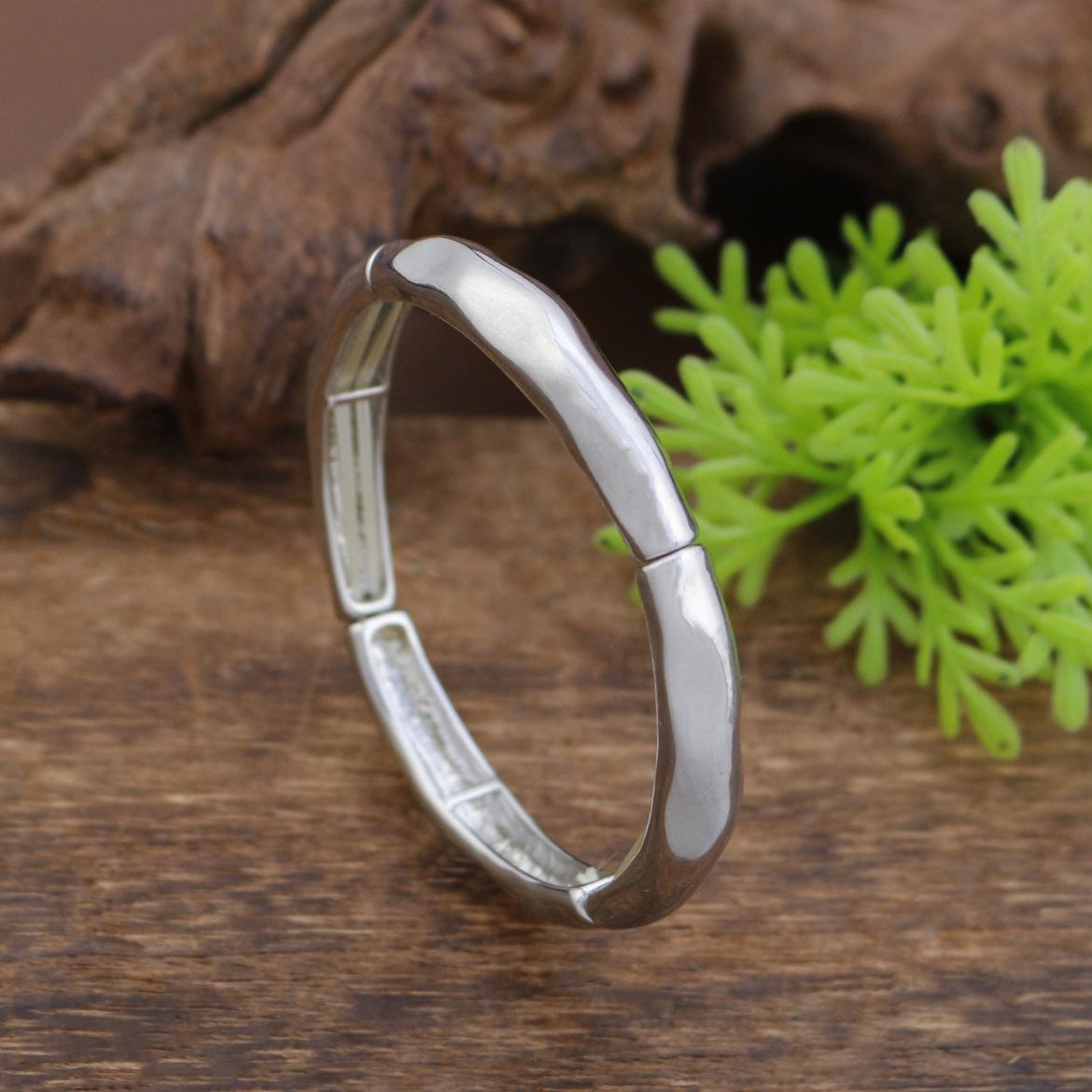 

Матовый и яркий гальванизированный кольцевой эластичный браслет мужской и женский модный высококлассный универсальный браслет