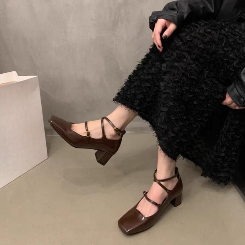 Fashion 2025 Women's Spring Summer New Simple and Generous High Heels Lolita Shoes Women's Versatile Buckle Thin Straps Crossover Heels