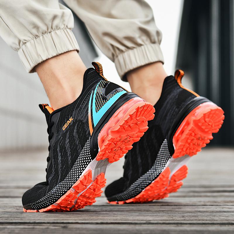 Fashion 2024 New Trendy Cushioned Running Shoes for Sports and Leisure Men Size 48 with A Unique Design for Flat Bottomed Walking Shoes