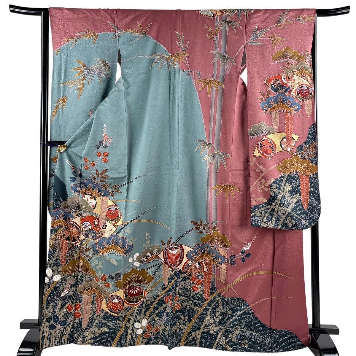 

Furisode, length 167cm, sleeve length 64.5cm, M sleeve, pine, bamboo, plum, fan, gold thread, gold color, blue gray, pure silk, excellent item [Used]