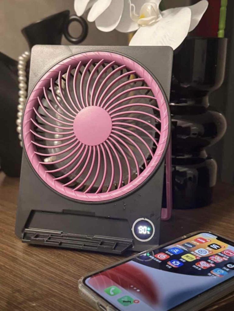 Portable Silent USB Mini Fan, Rechargeable with Strong Wind for Dorms