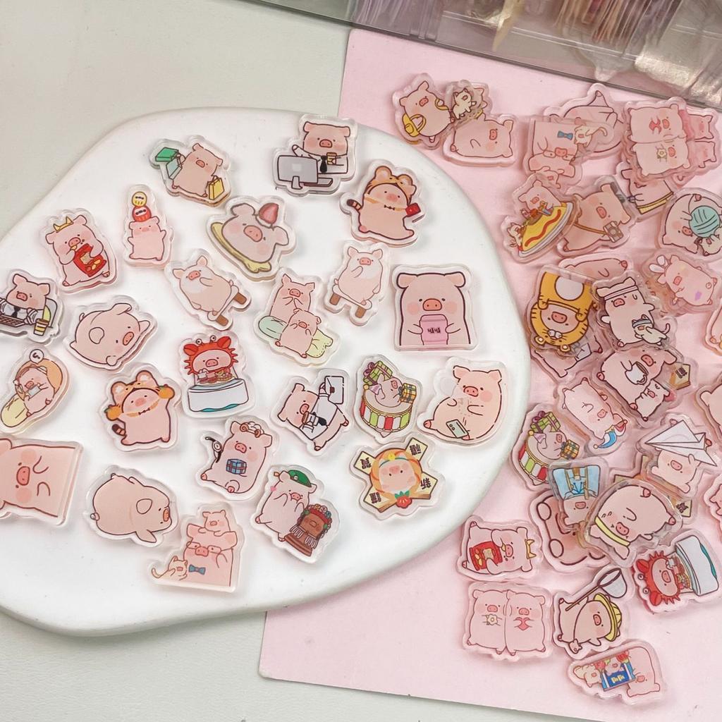 2cm/Mini Cute Pig acrylic pieces double-sided high-definition DIY phone case keychain cute little pig cartoon gift accessory toy
