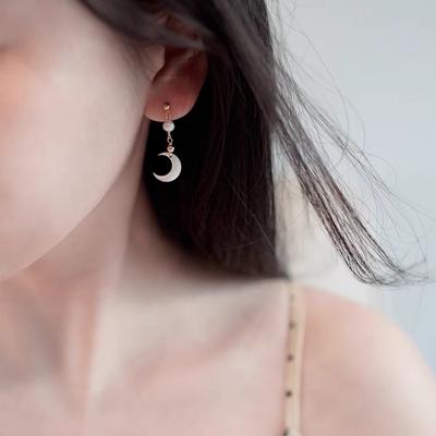 Clipsuri de urechi cu scoică naturală și perlă de apă dulce, Clipsuri simple pentru urechi, Cercei japonezi și coreeni, Cercei cu lună la modă