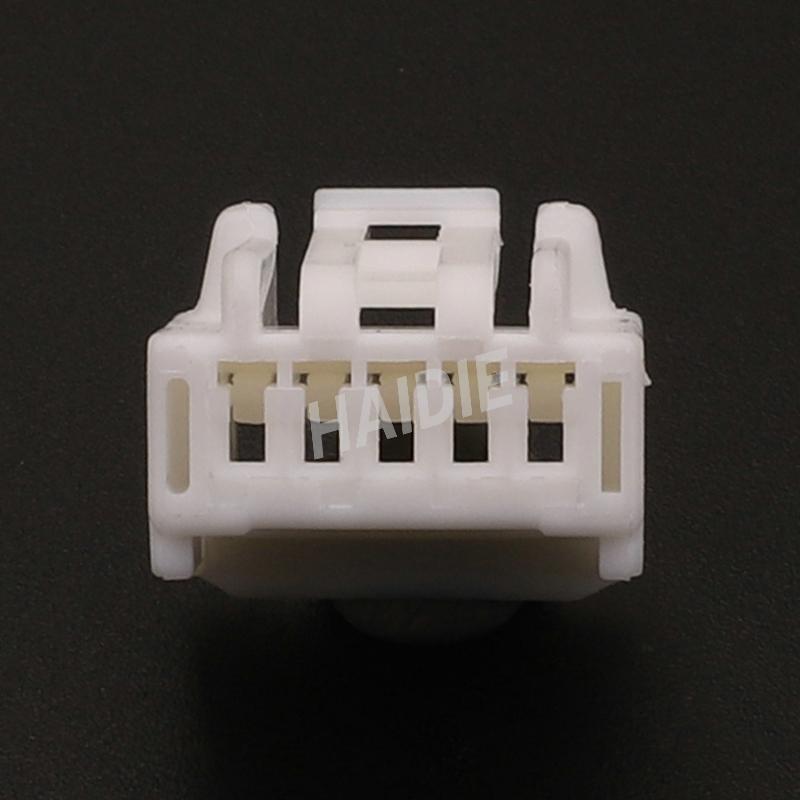 5 Pin Female Automotive Electrical Wire Harness Connector 6098-2779