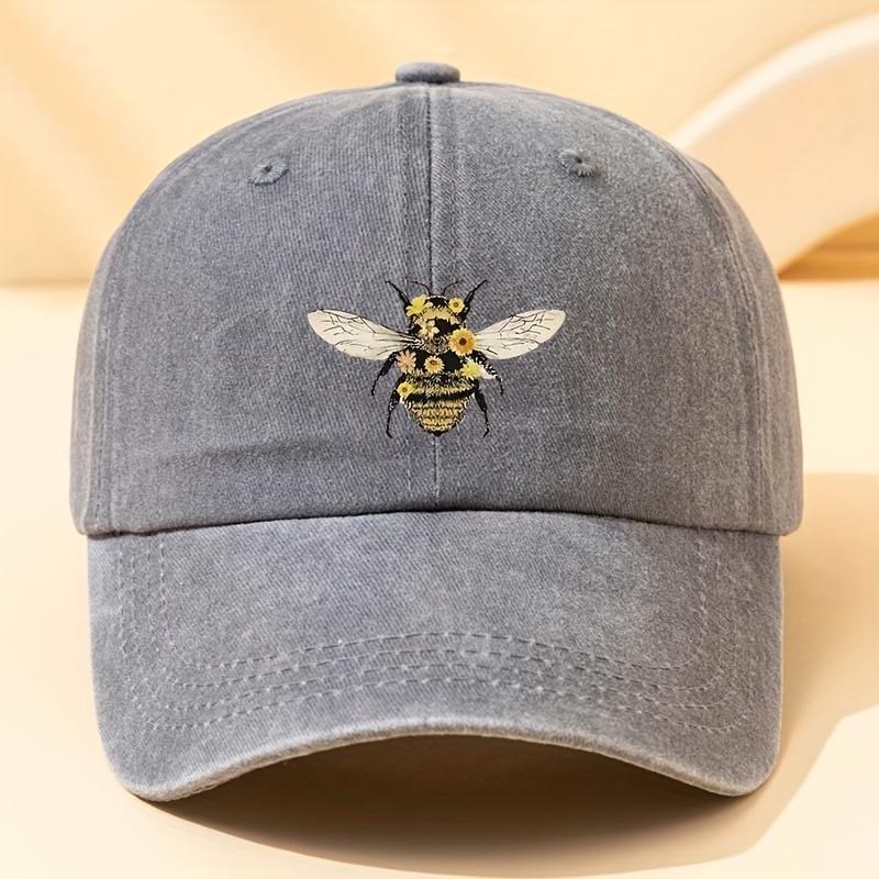 A Fashionable Bee Print Baseball Cap That Is Versatile for Outdoor Leisure, Duck Tongue Cap, and Travel Hat