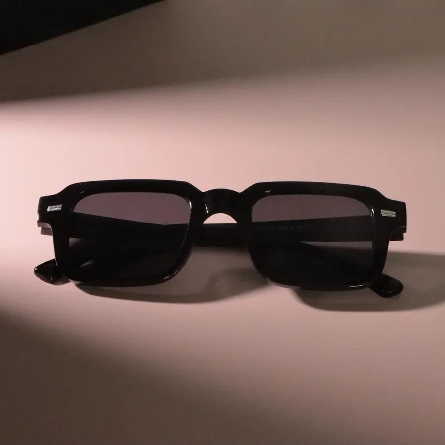 Stilvolle quadratische Sonnenbrille Damen Herren Vintage Marke Spiegelglas Sonnenbrille Weiblich Männlich Modefarben