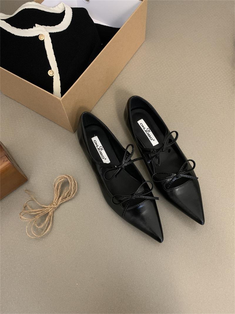 

Французский темперамент, тонкий носок, заостренный носок, женские туфли, осень 2024 года, новая корейская версия, нежные сказочные банты, туфли Мэри Джейн 40 чёрный