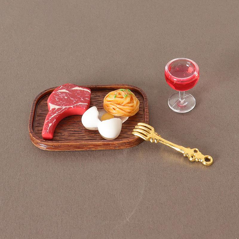 

1Set Dollhouse Simulated Steak Red Wine Glass Pasta Kit Model Dollhouse Kitchen Food Decoration Toy Dolls House Accessoreis