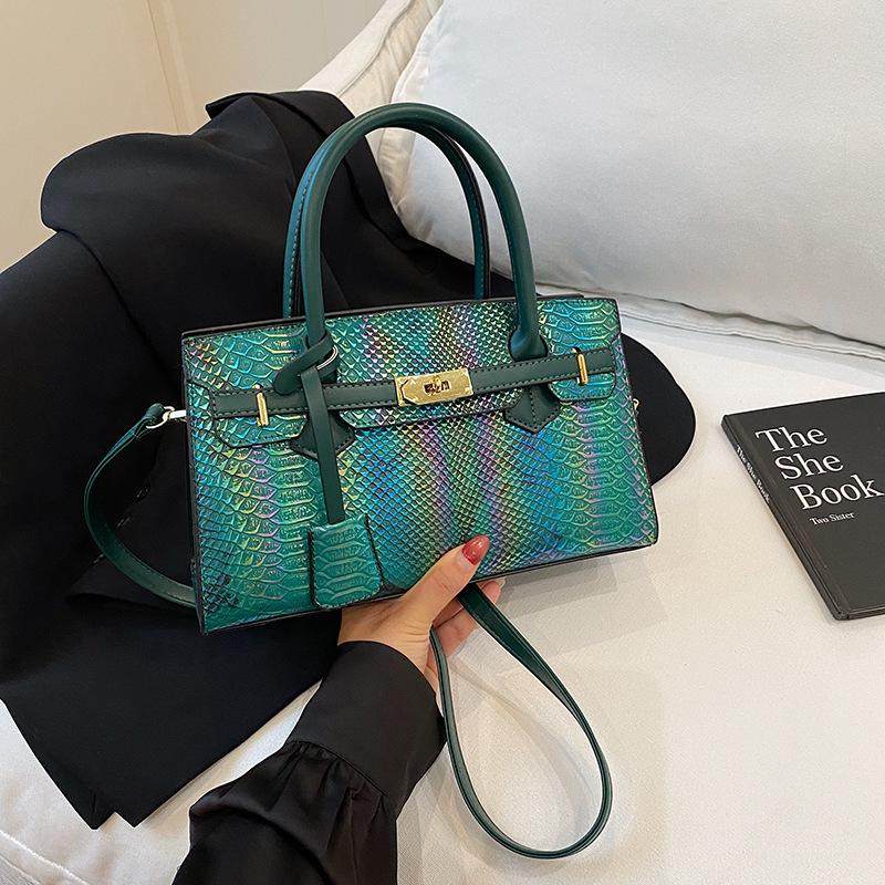 

Новая премиальная платиновая сумка с узором змеи, портативная, на плечо, мессенджер, женская сумка зелёный