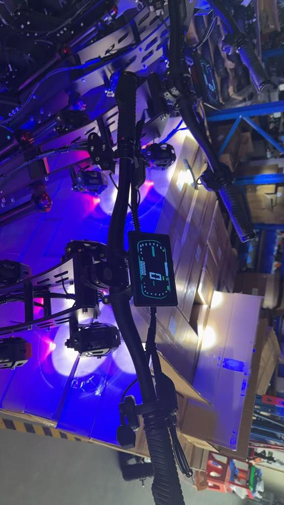 Monopattino Elettrico in Lega di Al-Aggiornato NFC Controllo Smart 72V 50A 10000W Pneumatico Fuoristrada/Città 14 Pollici Velocità 120KM/H monopattino elettrico
