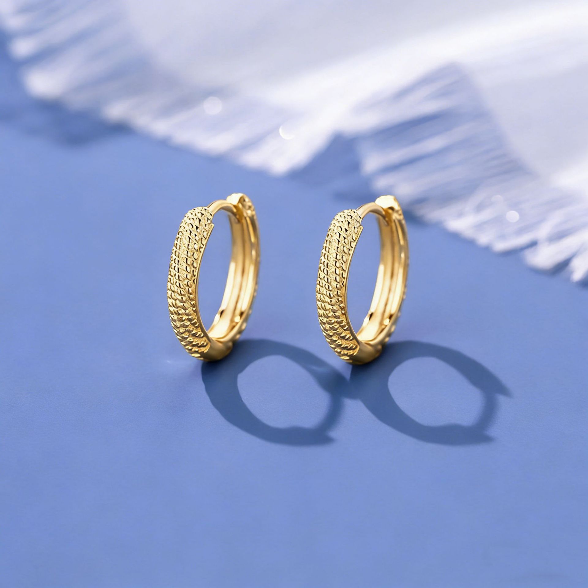 

Korean version car flower twist ear buckle female niche design sense personality temperament versatile senior ins wind small earrings