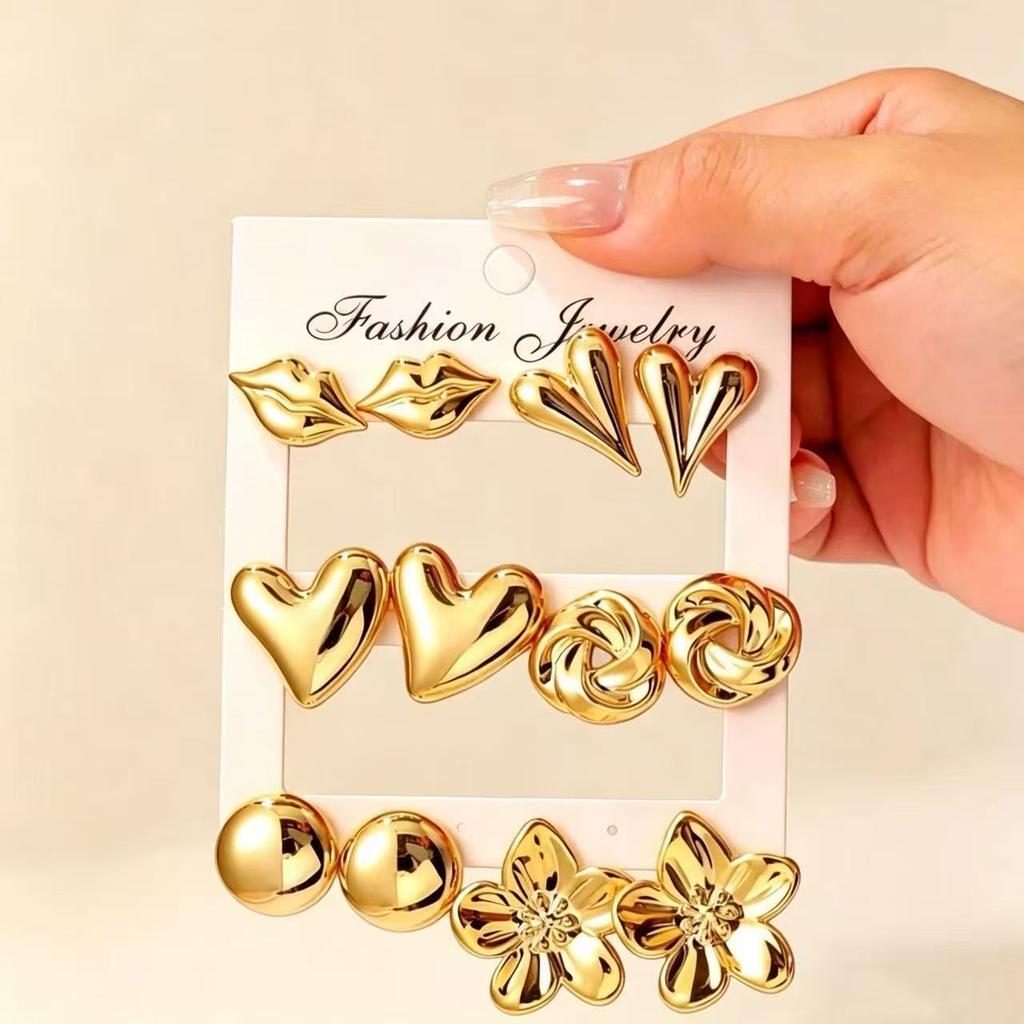 European and American new high-end personality exaggerated CCB stud earrings women's creative retro circle earrings set pair