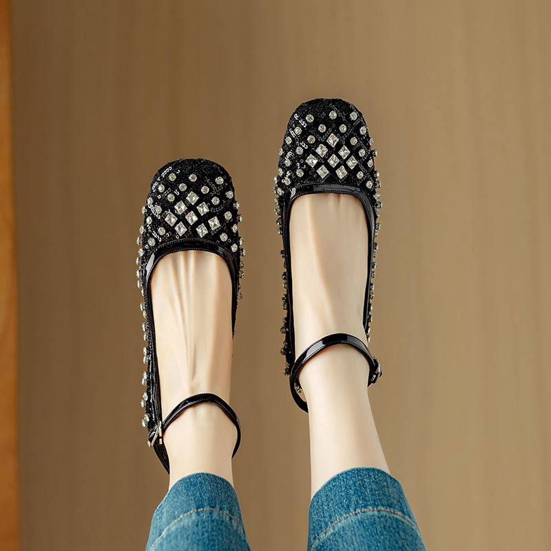 

Krazing Pot Трикотаж Овчина Лето Размер 40 Кристалл Низкий каблук Ремешки на щиколотке Стразы Квадратный носок Элегантные Милые Туфли 39 чёрный