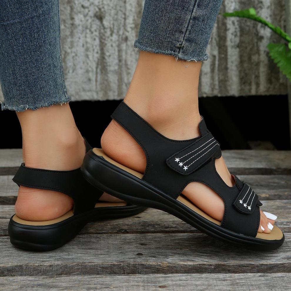 Sandals 2024 Summer New Wedge Sandals Magic Button Platform Shoes Large Size Casual Solid Color Beach Shoes