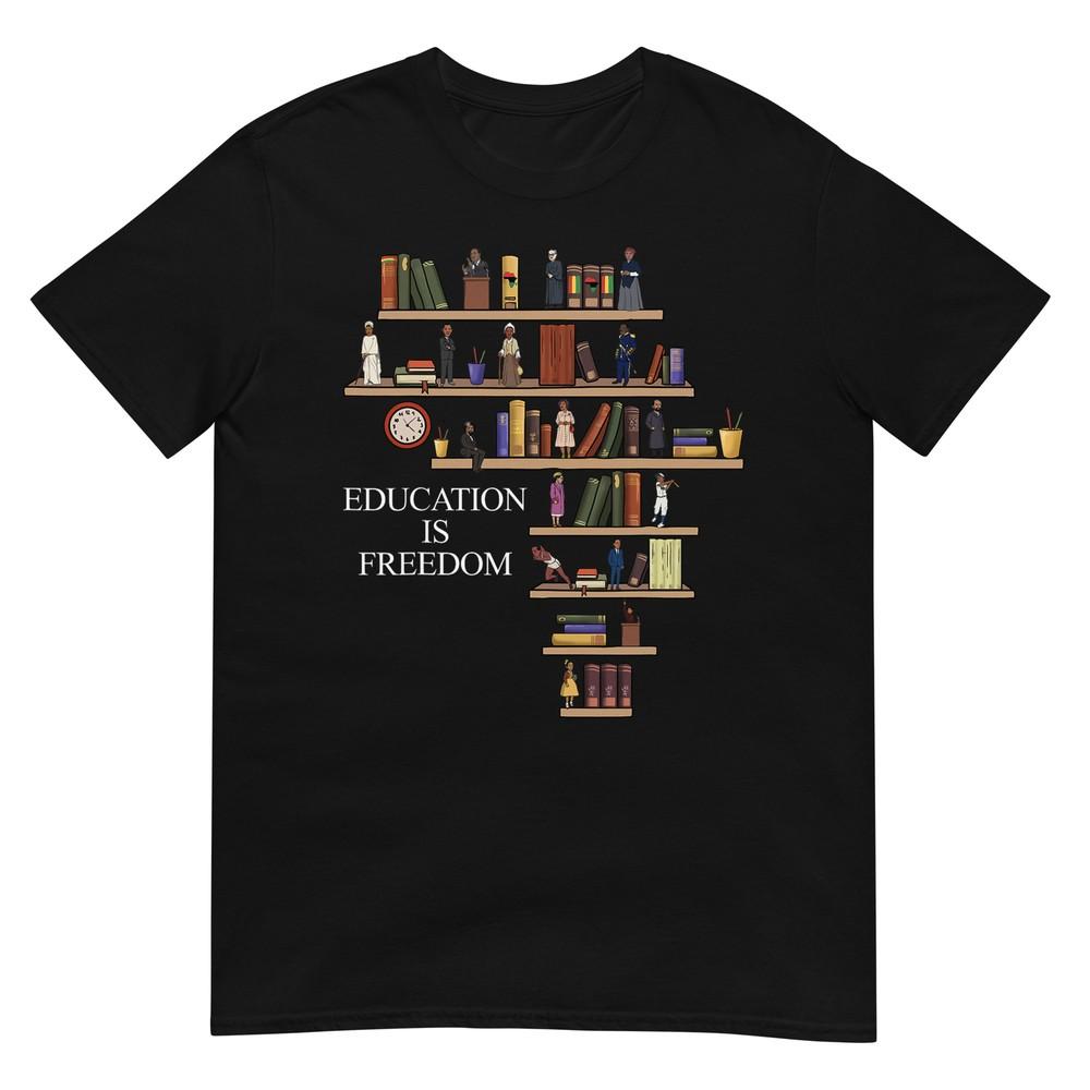 

Black History Month Black Leaders African American Pride T-Shirt L