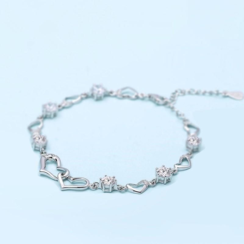 Womens Heart Link Bracelet With Cubic Zirconia Six-Prong Setting Gold Plated Copper Fashion Jewelry Daily Wear